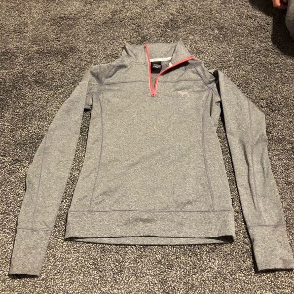 Victoria secret pink hoodie - Picture 2 of 3